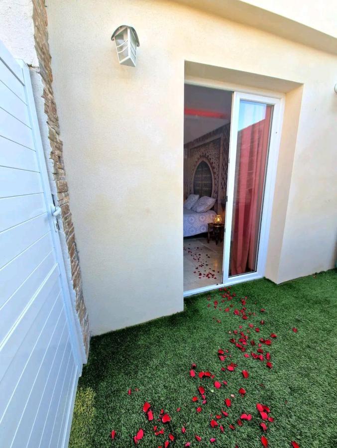 Suite Jaccuzzi En Camargue Port-Saint-Louis-du-Rhône Zewnętrze zdjęcie