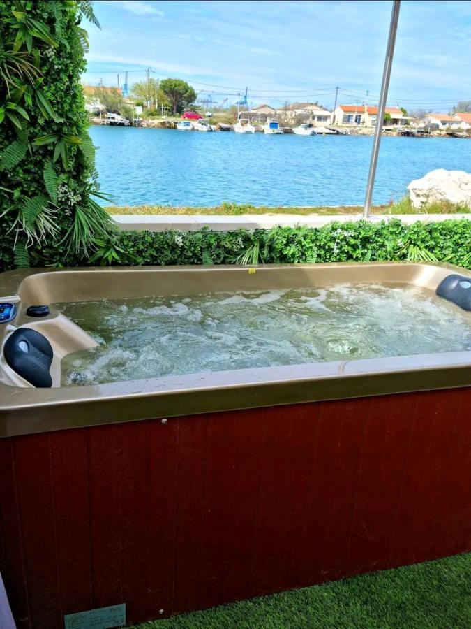 Suite Jaccuzzi En Camargue Port-Saint-Louis-du-Rhône Zewnętrze zdjęcie