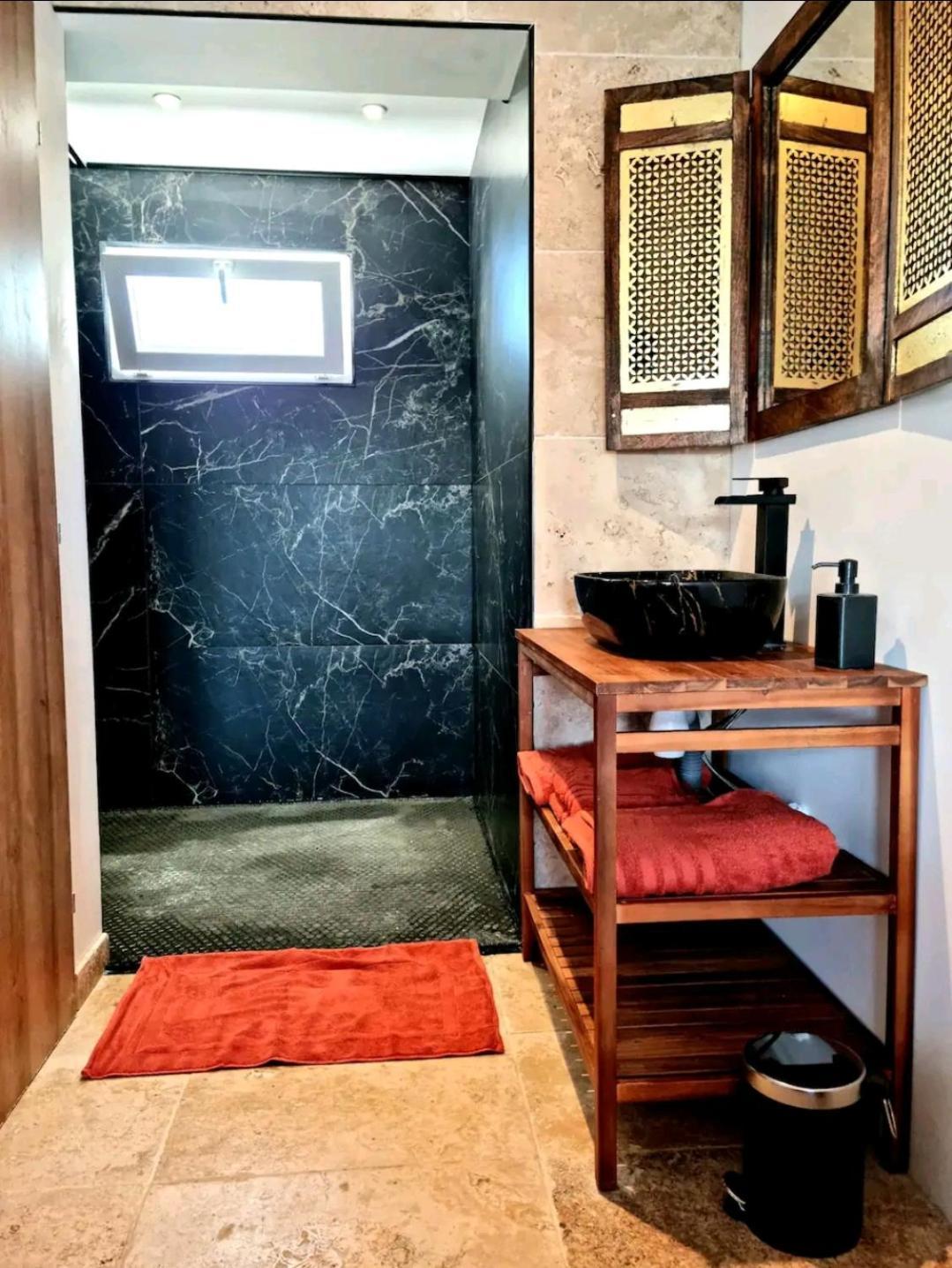 Suite Jaccuzzi En Camargue Port-Saint-Louis-du-Rhône Zewnętrze zdjęcie