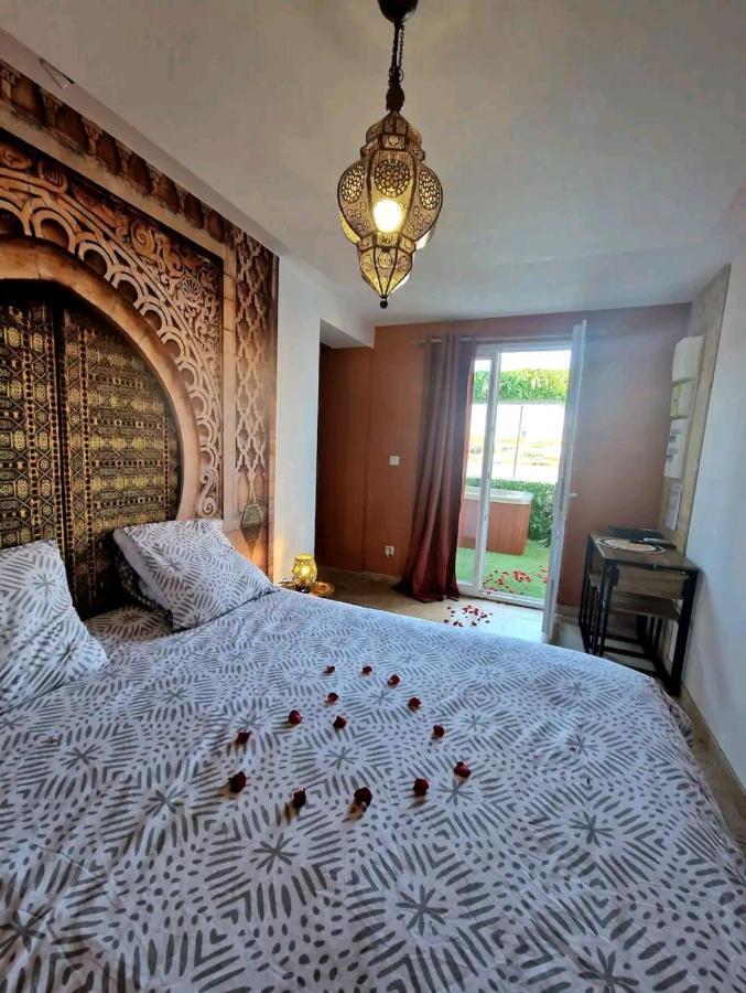 Suite Jaccuzzi En Camargue Port-Saint-Louis-du-Rhône Zewnętrze zdjęcie