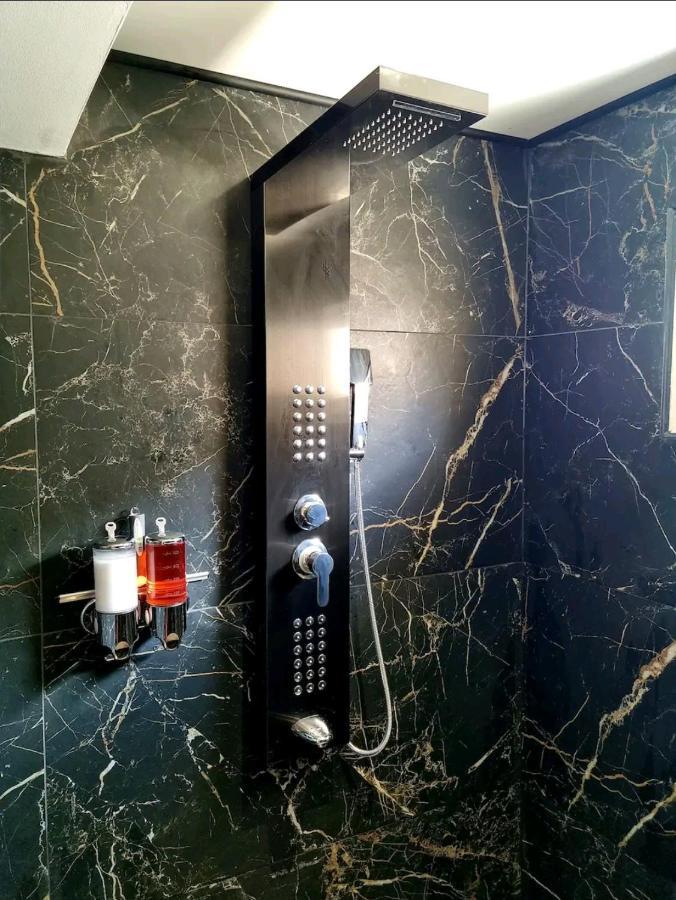 Suite Jaccuzzi En Camargue Port-Saint-Louis-du-Rhône Zewnętrze zdjęcie